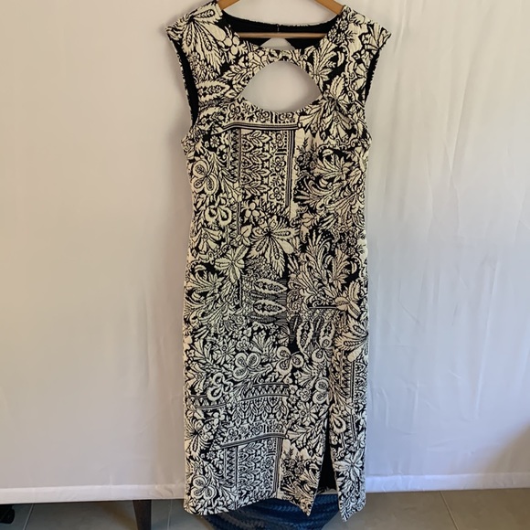 Anthropologie Black & White Jacquard Cut-Out Midi Dress Keyhole Fitted M cute - Picture 7 of 14
